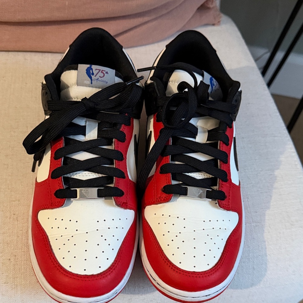 Air Jordan 1 Low Red White Black “Chicago” | Men’s Size 8.5 | Authentic